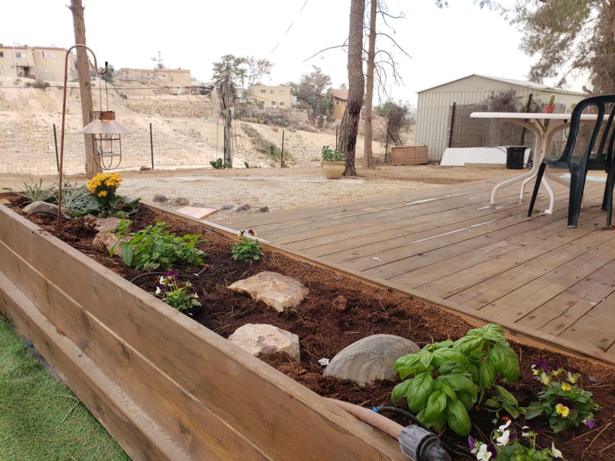Moonlight Suite Arad צימר אור הירח, ערד 外观 照片